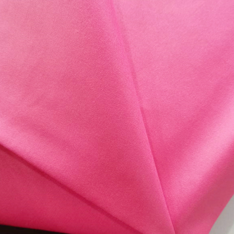 TMIE-08-1-2 85GSM 125 cm Bekväm klädselskjorta och smidigt fodertyg 100 % polyester Olika färger tillgängliga Färgad polerad polyester poplintyg