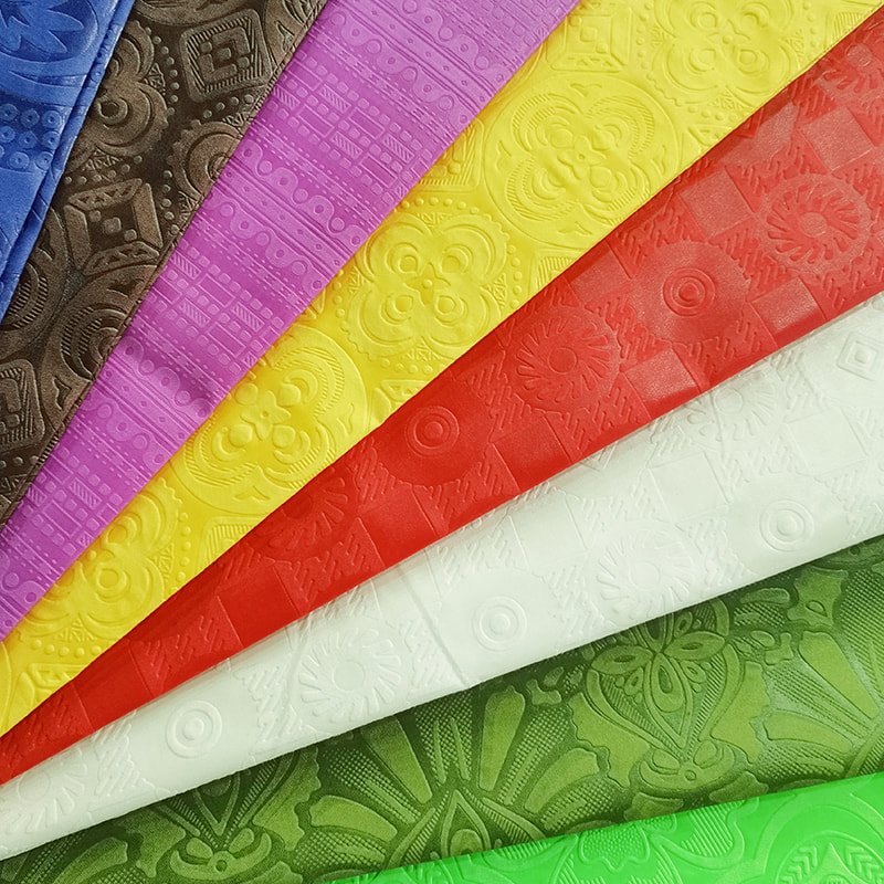 TMIE-08-2-3 115GSM 100% polyester High-density High-count färgad med geometrimönster präglad poly poplin tyg