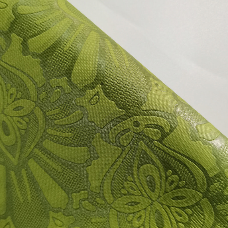 TMIE-08-2-2 110GSM Mellanvikt Arbetskläder Kläder Vanligt tyg Ljusfärgad färgad med 3D Vivid Flower Design Präglad polyester Poplin Tyg