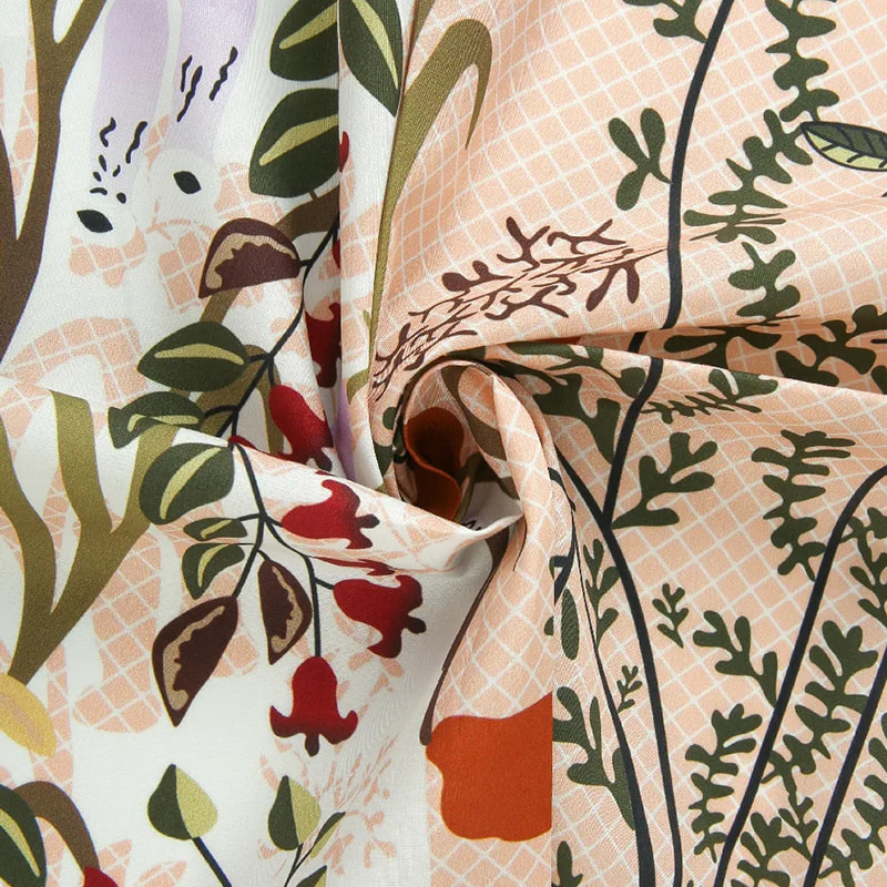 TMIE-10-1 220CM 85GSM Bredd Lättvikt Dispergerat tryck Design Polyester Vanligt vävt lakan mikroribertyg