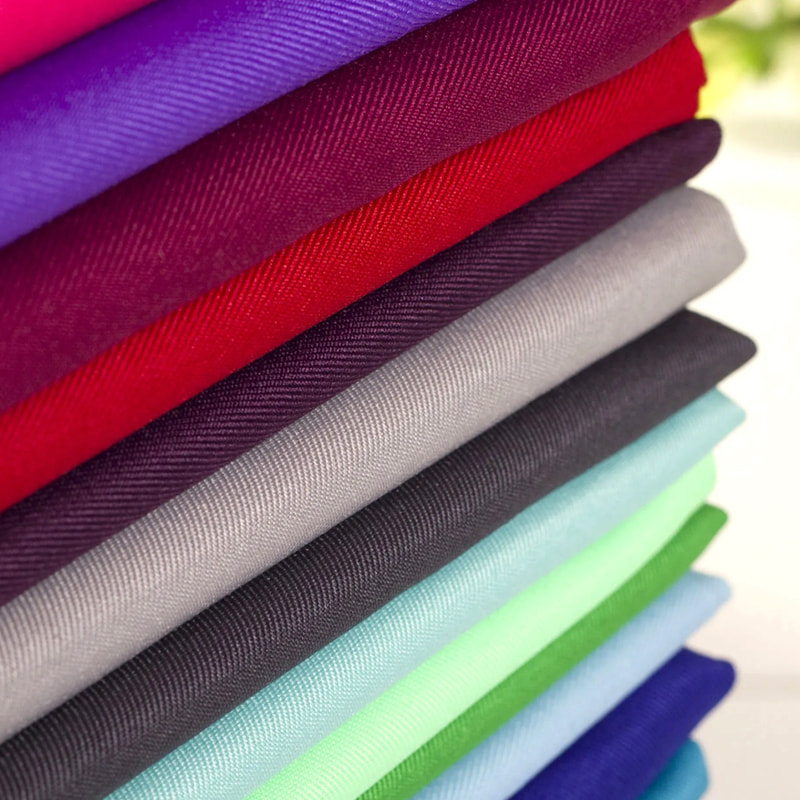 TMIE-08-4-1 Mellanvikt 110GSM Anpassade färger Polyester Poplin Twill Tyg